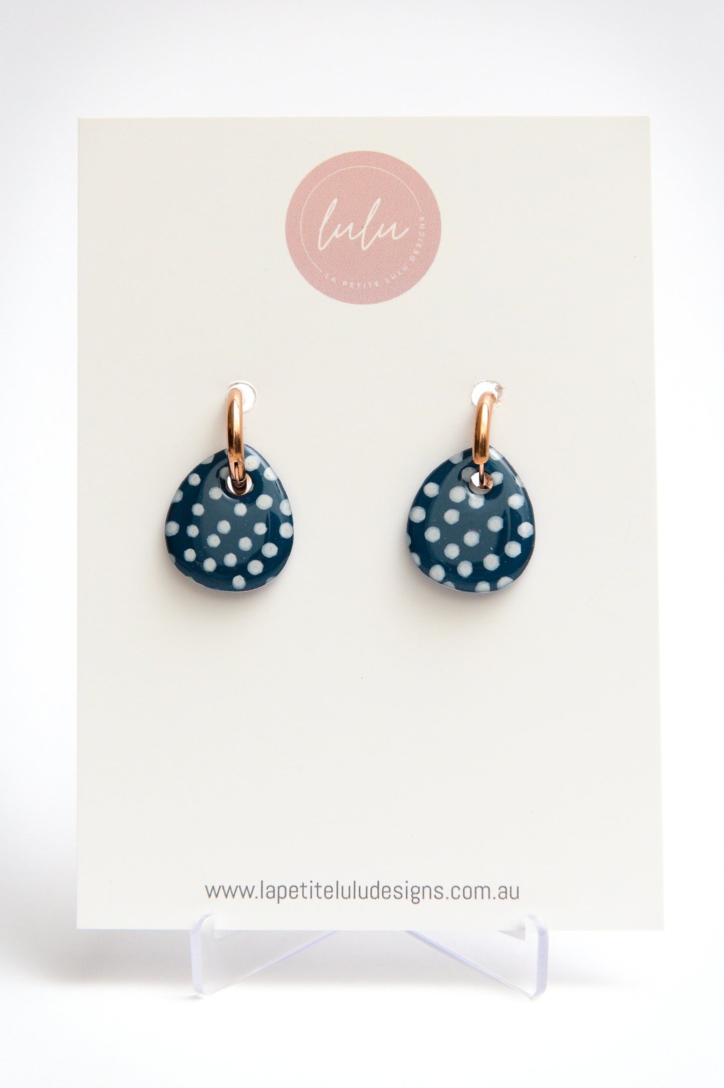 Isabella Huggie Hoops | Speckled